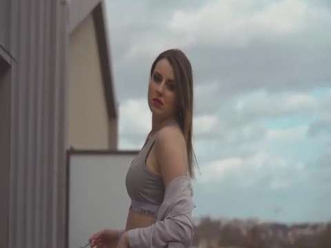 French smoking cigarettes thumbnail