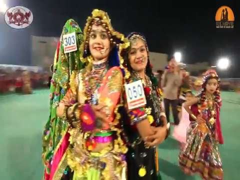 Traditional garba raas at gujarati garba status