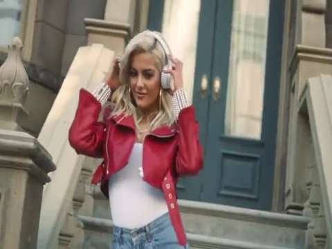 Bebe rexha the way I are dance with somebody status romantic status