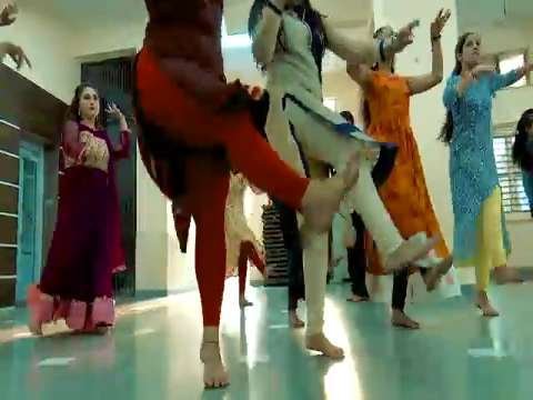 Aavi nav navratri re Whatsapp status | gujarati status navli navratri status