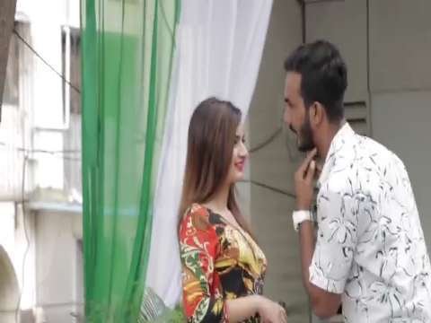 Picking up hot Insta model funny status video