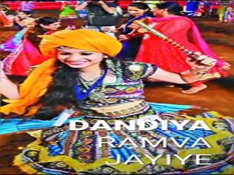 Chalo ne garbe ramva status garba status  full screen garba status