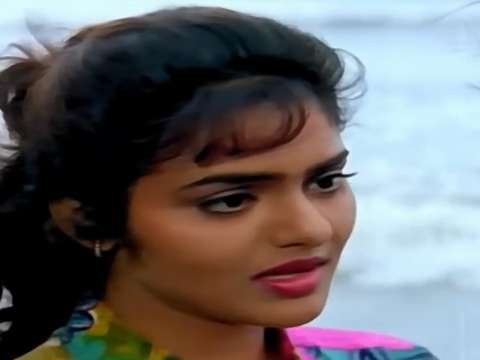 Romantic status video hit Status only love hi love status school love status good love prem status