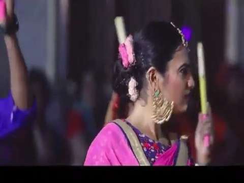 Mane jovi tu bau game status navratri status garba
