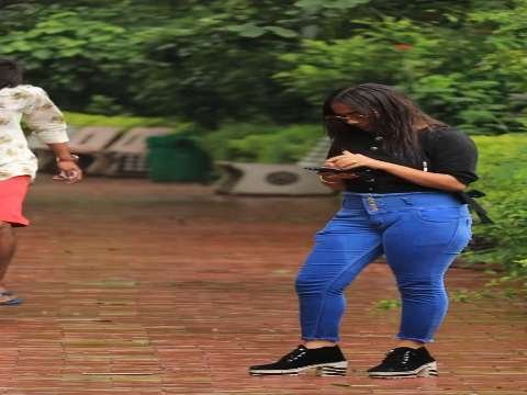 Funny status video lovely fun hit gril gujarati मजेदार स्टेटस वीडियो प्यारा मजेदार हिट thumbnail