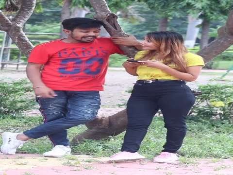 Tik tok funny video | dant apas me bahut door door hai | आपस में बहुत है thumbnail