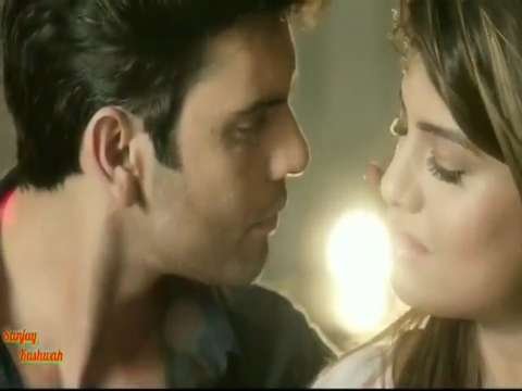 Aaj phir tumse pyar ayae love status